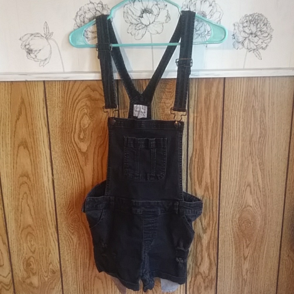 Black overalls (shortalls) size medium